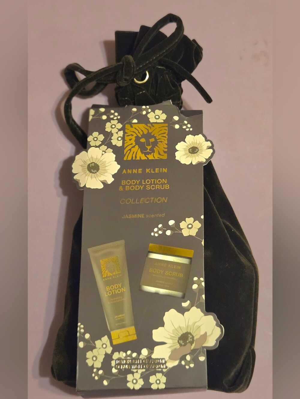 Anne Klein Black Velvet Jasmine Body Lotion & Scrub Gift Set